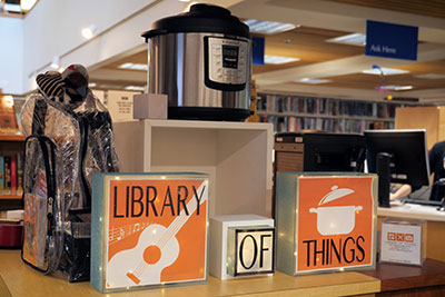 table display at the library of things