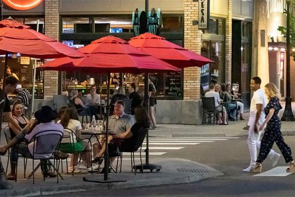 Oregon City Main Street on a busy evening